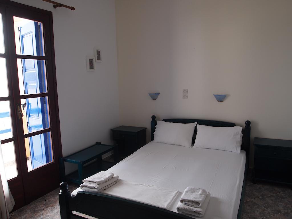 To Petrino Hotel Koufonisia Room photo